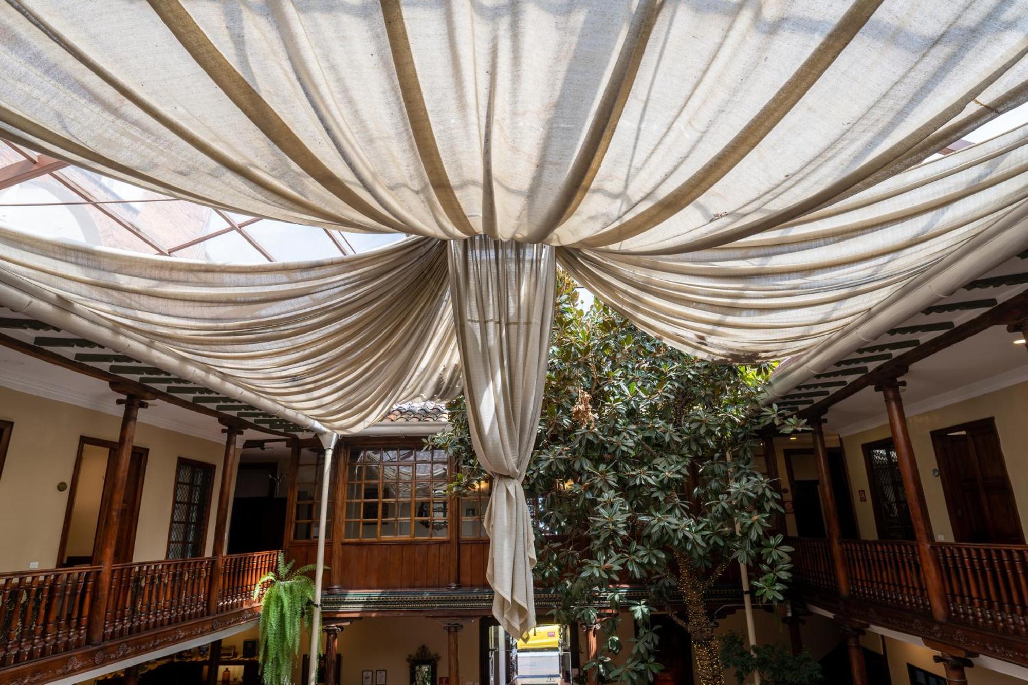 Hotel Boutique Santa Lucia Cuenca Exterior photo